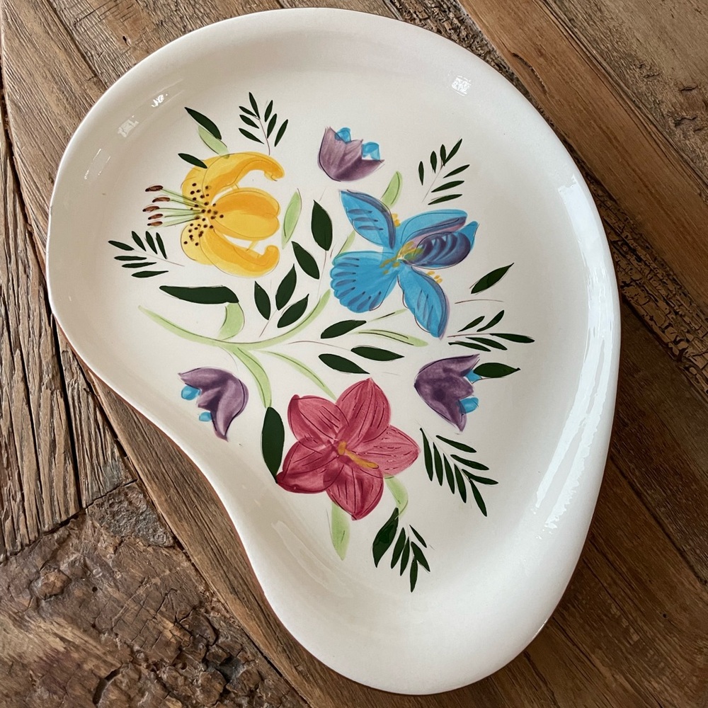 Stangl Potter Kidney Shaped Serving Bowl
